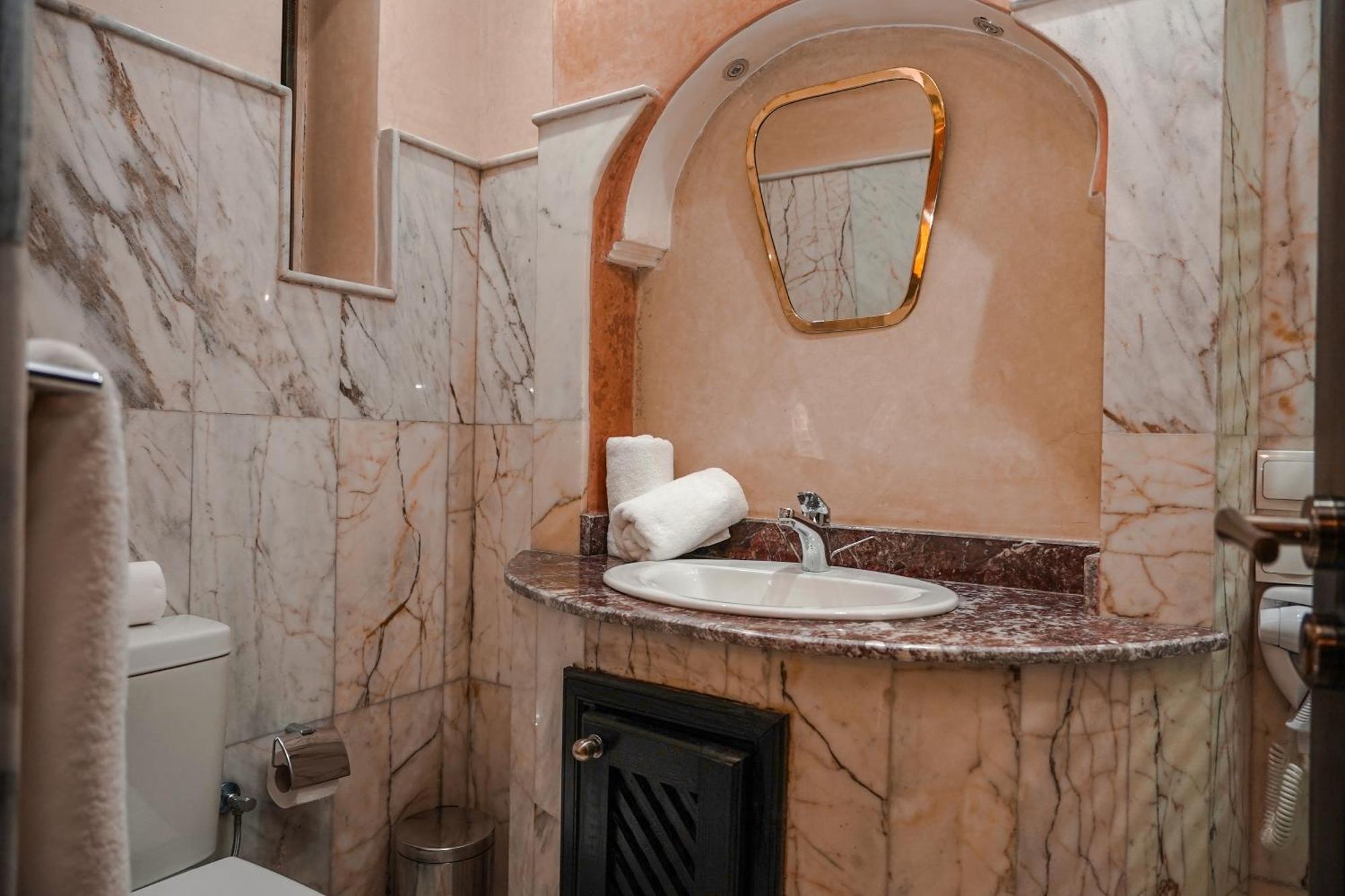Riad Roummana Marrakech มาร์ราเกช ภายนอก รูปภาพ