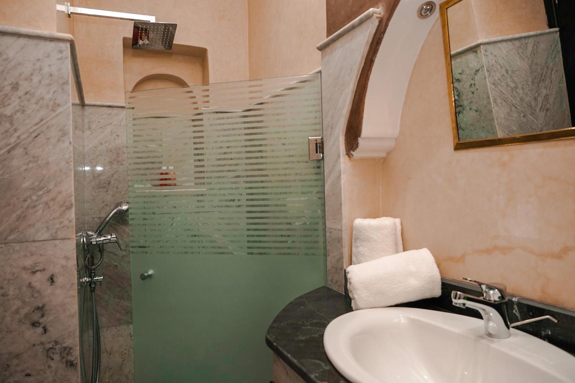 Riad Roummana Marrakech มาร์ราเกช ภายนอก รูปภาพ